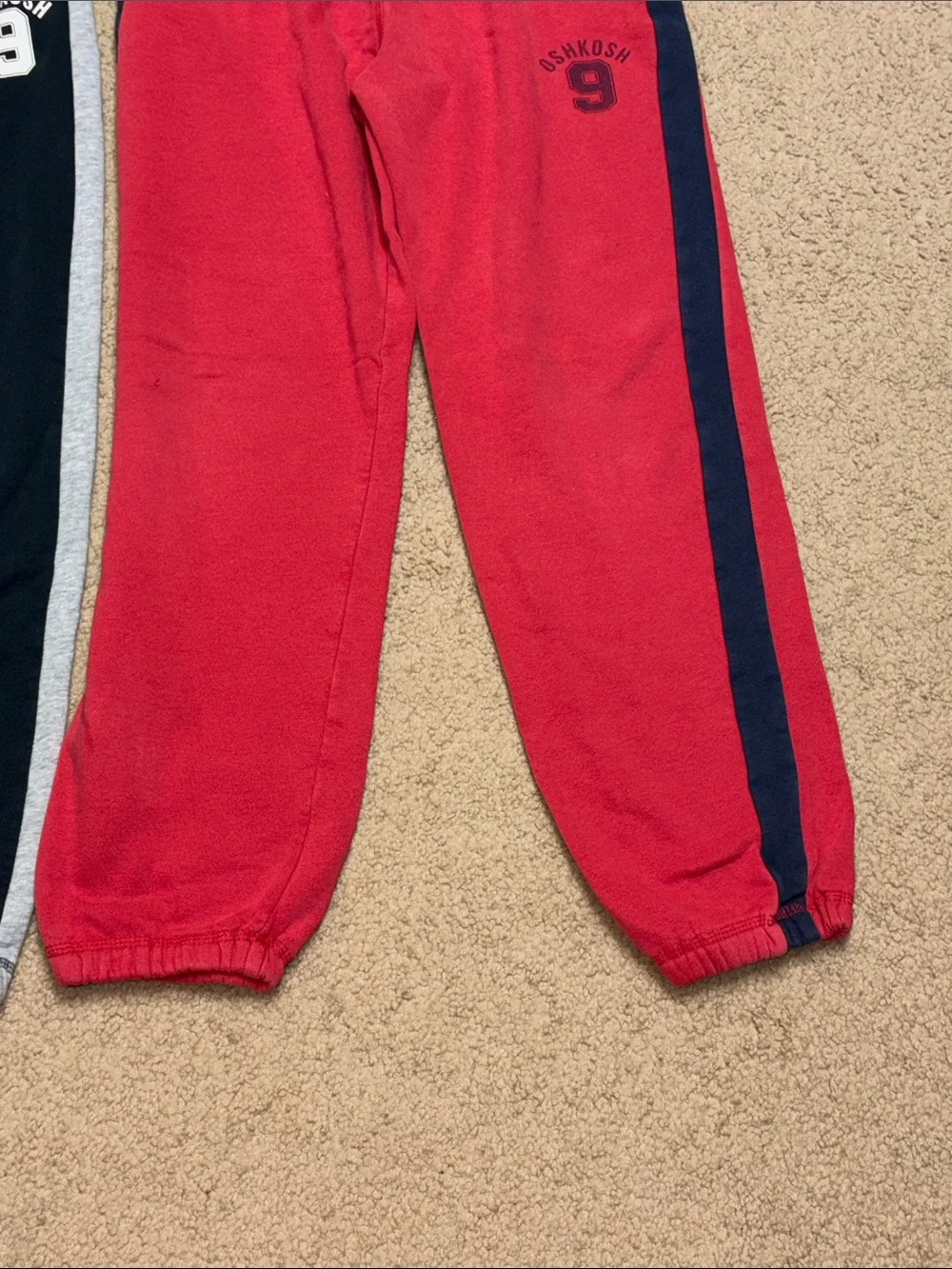OshKosh B'gosh 3-Pack Jogger Sweatpants in Olive Camo, Navy, and Red